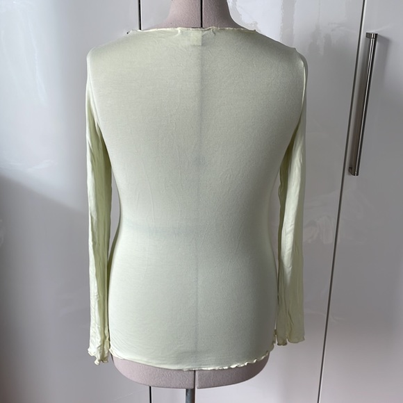 Banana Republic Top with Long Sleeve in Lemon Size-Medium NWOT - Picture 4 of 10